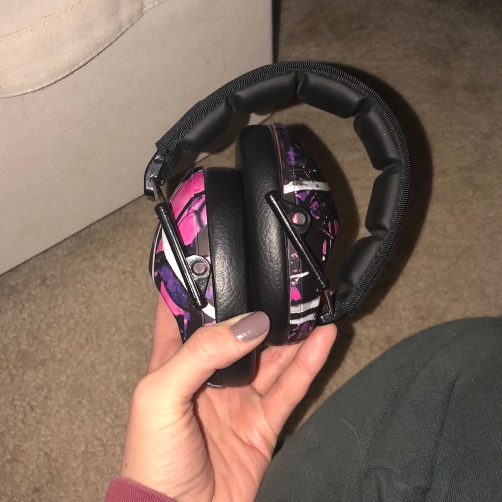 Ear muffs